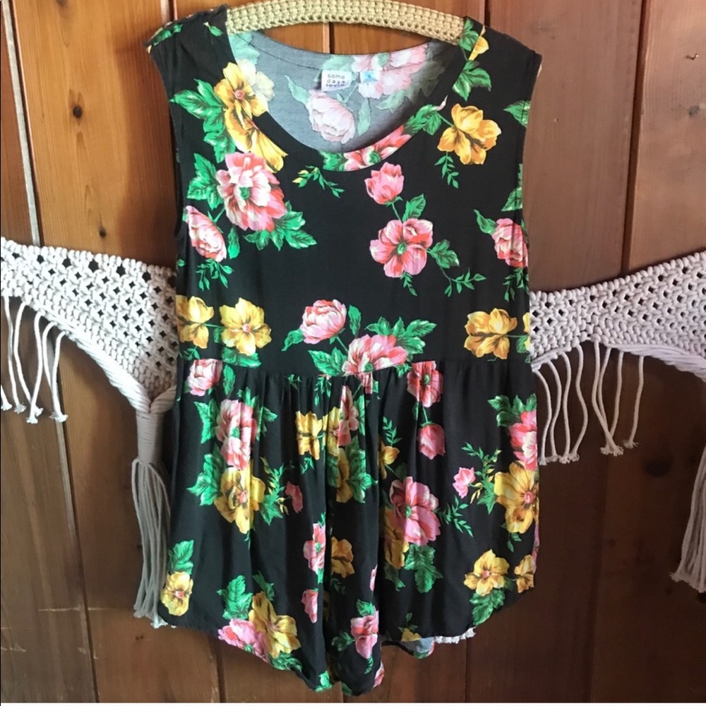 Revolve Somedays Lovin The Seeker Floral  Romper✨